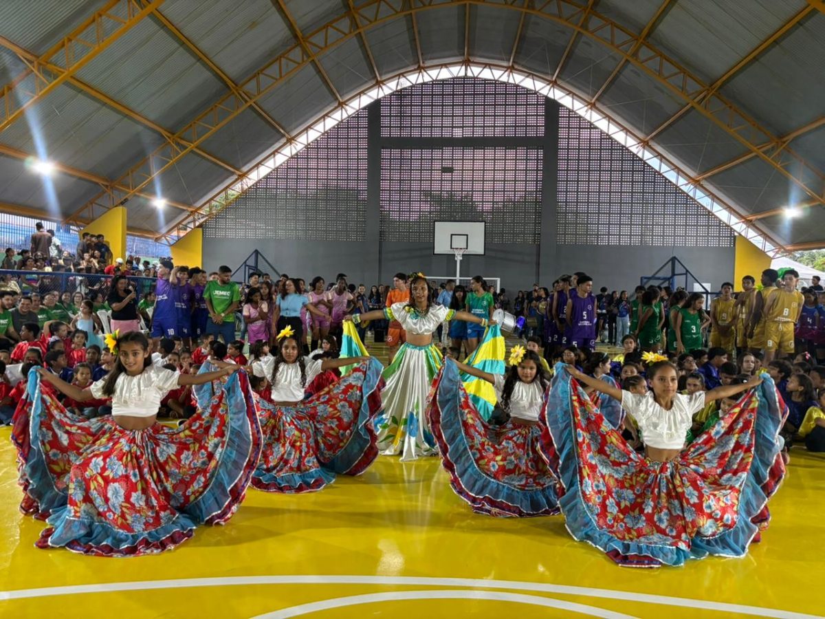 Inauguração do ginásio poliesportivo escolar marca nova fase para a educação e o esporte em Eldorado do Carajás