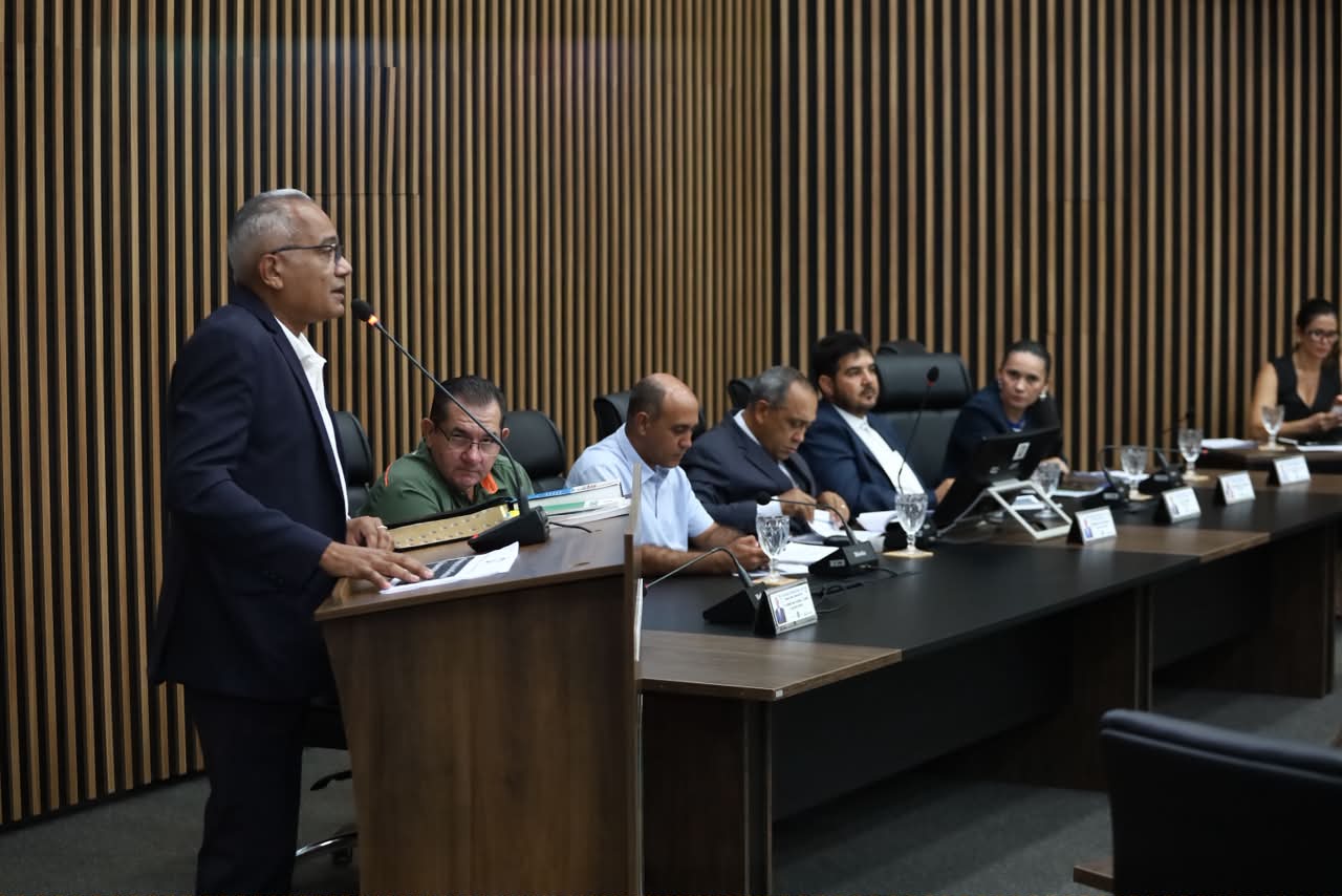 Câmara realiza audiência pública da LDO 2027 e abre espaço para a comunidade debater o orçamento municipal