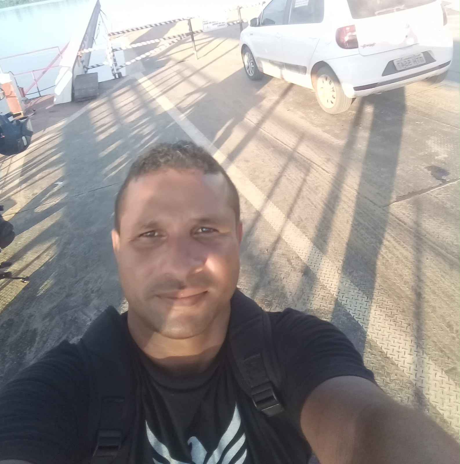 Empresário é morto a tiros no Novo Brasil; furto de celular teria motivado o crime