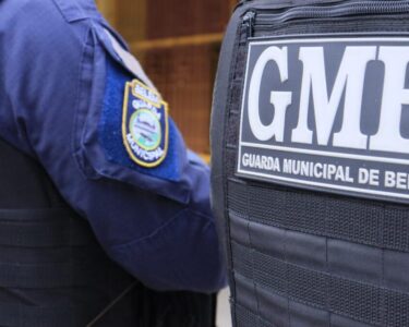 Dois homens são presos por descarte irregular de lixo em Belém
