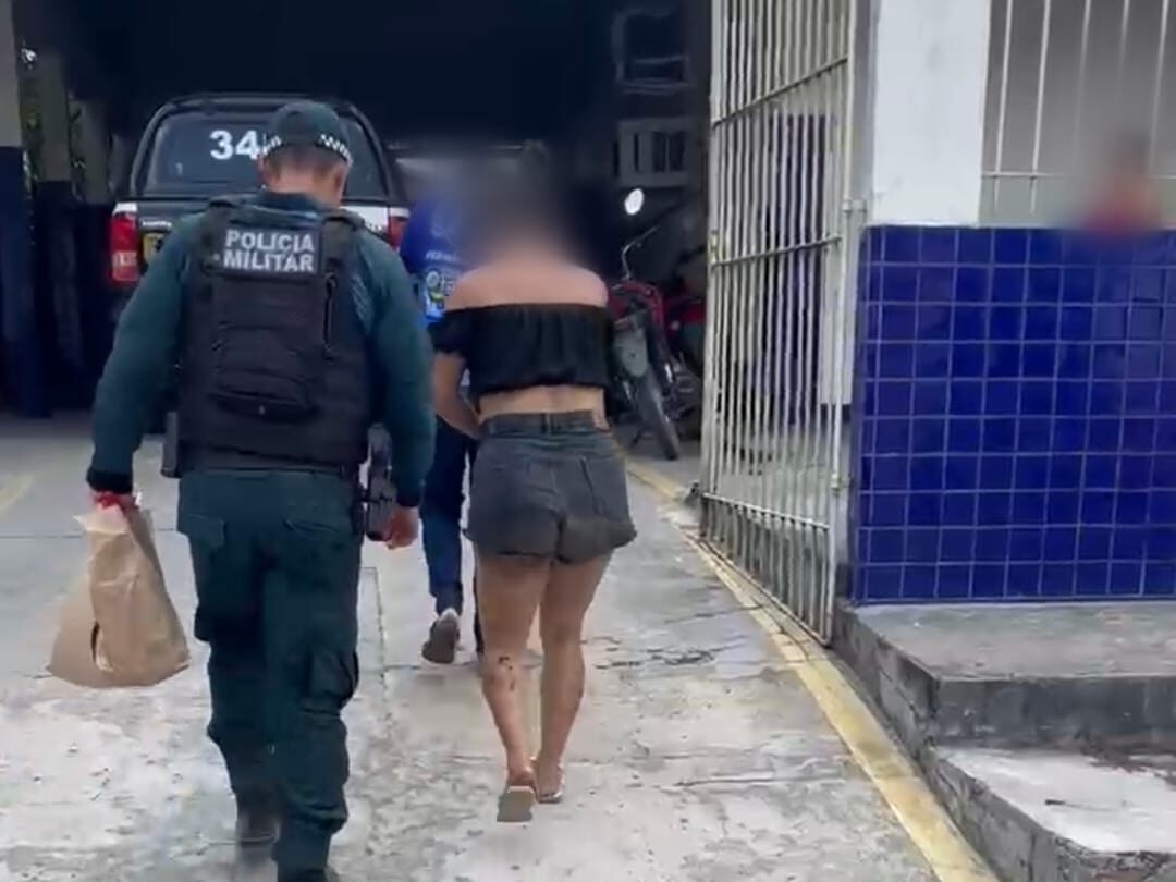Duas mulheres são presas com drogas escondidas em bolsa com roupas no Pará