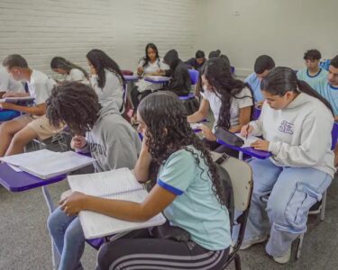 Estudantes de escolas públicas querem ensino e aprendizagem melhores