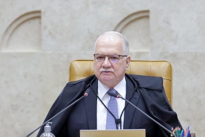 Fachin devolve inquérito do INSS a Mendonça e retém caso Master