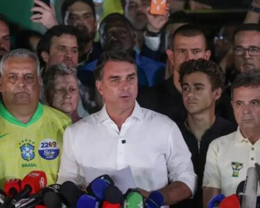 Flávio não reconhece vitória de Lula e tentará anulação do pleito