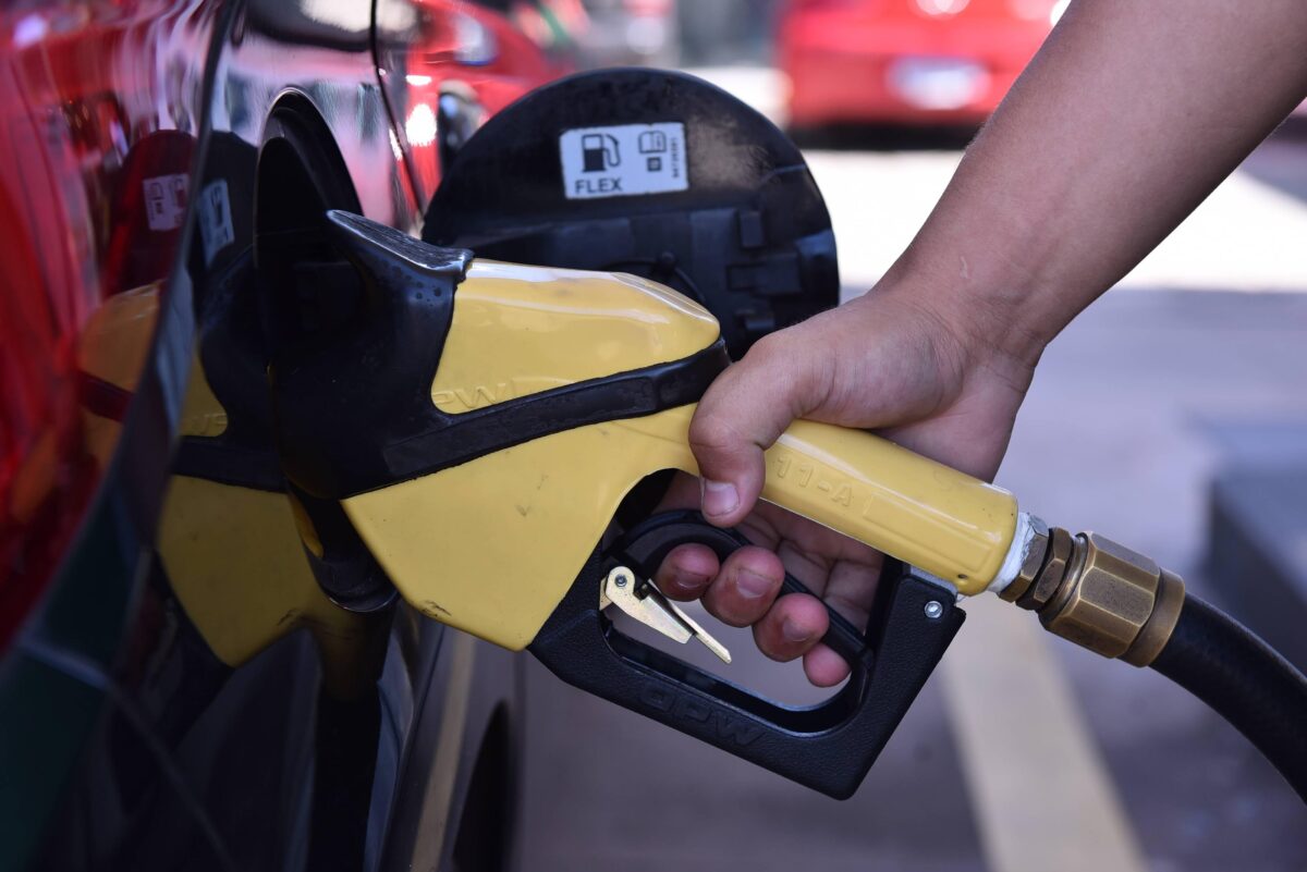 Gasolina chega a R$ 7,33 no Pará acompanhando alta do diesel S-10 em outubro