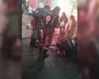 Homem é executado a tiros por “dupla da moto” enquanto fazia diária em lava-jato