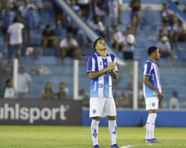 Juninho celebra renovação com o Paysandu: 'Feliz, motivado e grato'