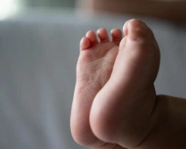 Mãe é investigada após bebê sofrer queimaduras em São Miguel do Guamá