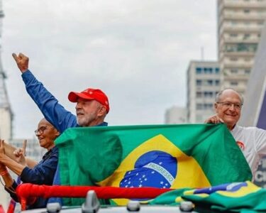 PSD cumprimenta Lula e diz que parlamentares e governadores manterão relação republicana