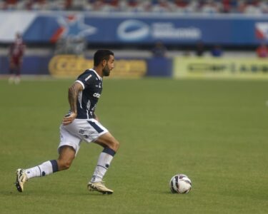 Remo oficializa proposta de renovação para Marcelinho; veja detalhes