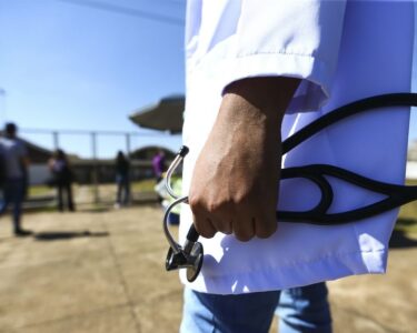 Revalida 2026/2: divulgado resultado de casos de logística e de saúde