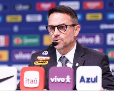 Rodrigo Caetano explica porque jogadores de Flamengo e Palmeiras não foram convocados