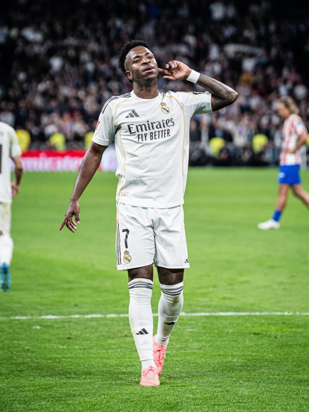 Vini Jr. quebra o silêncio após jejum no Real Madrid e ganha respaldo