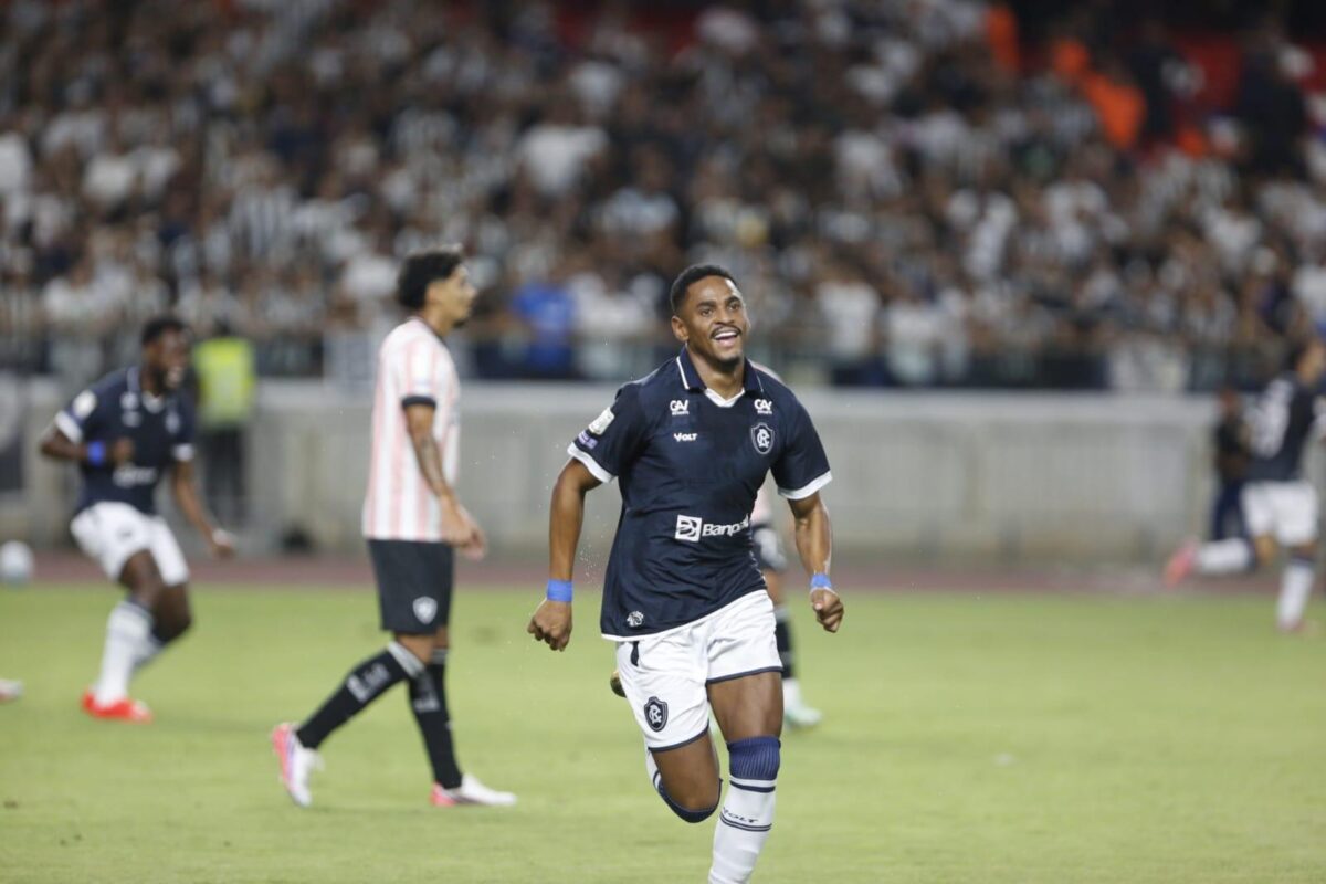 Remo vence o Botafogo no Mangueirão e encerra jejum no Brasileirão